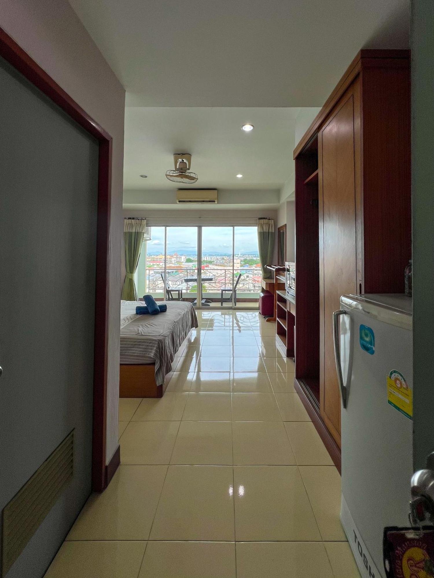 Pattara Mansion พัทยา Hotel Pattaya Buitenkant foto